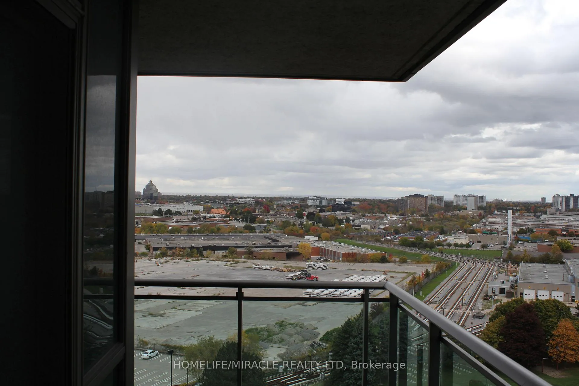Photo 9 of Unit 1608, 88 Grangeway Avenue, Scarborough, Woburn — HOMEH