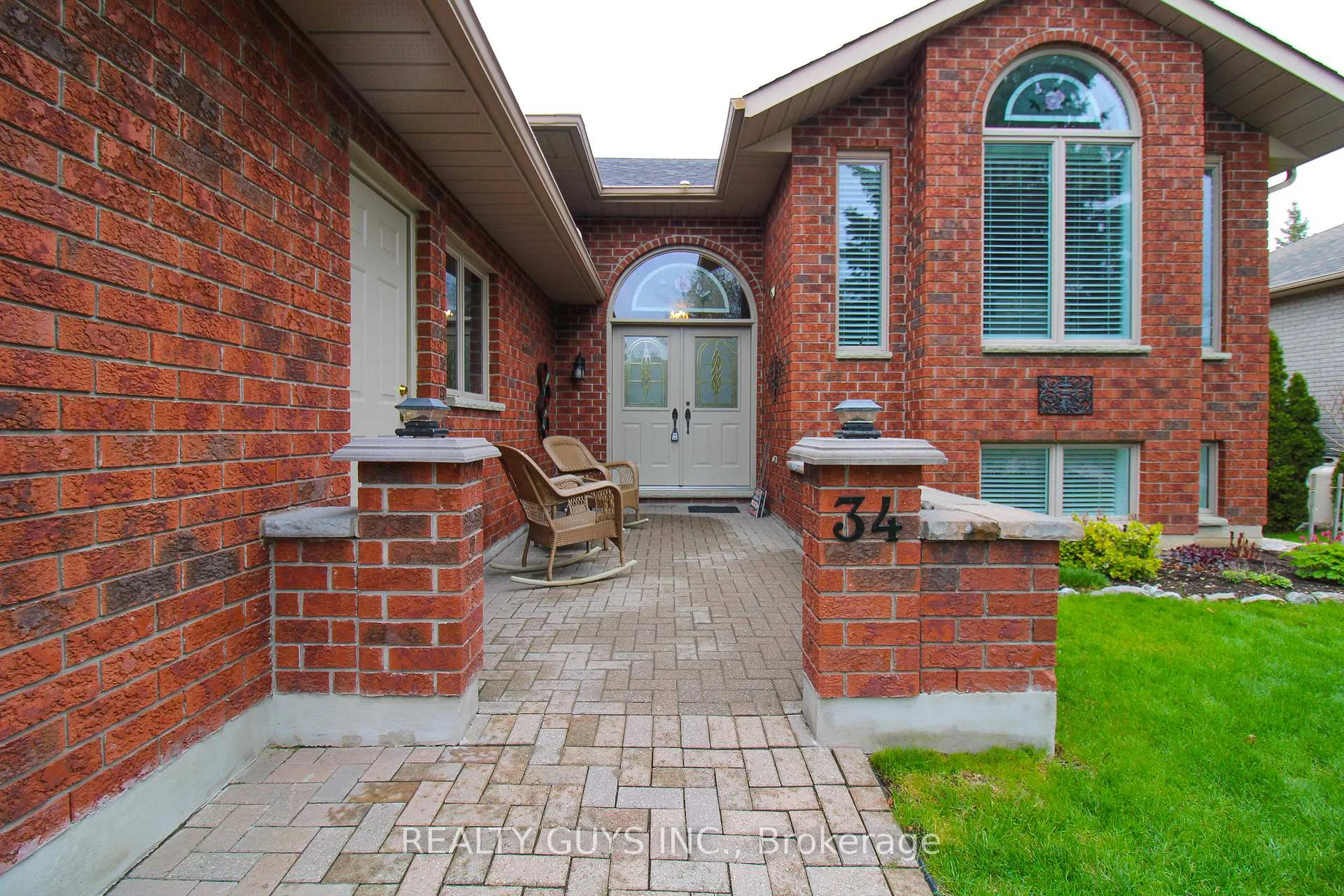 Photo 15 of 34 Olde Forest Lane, Kawartha Lakes, Bobcaygeon — HOMEH