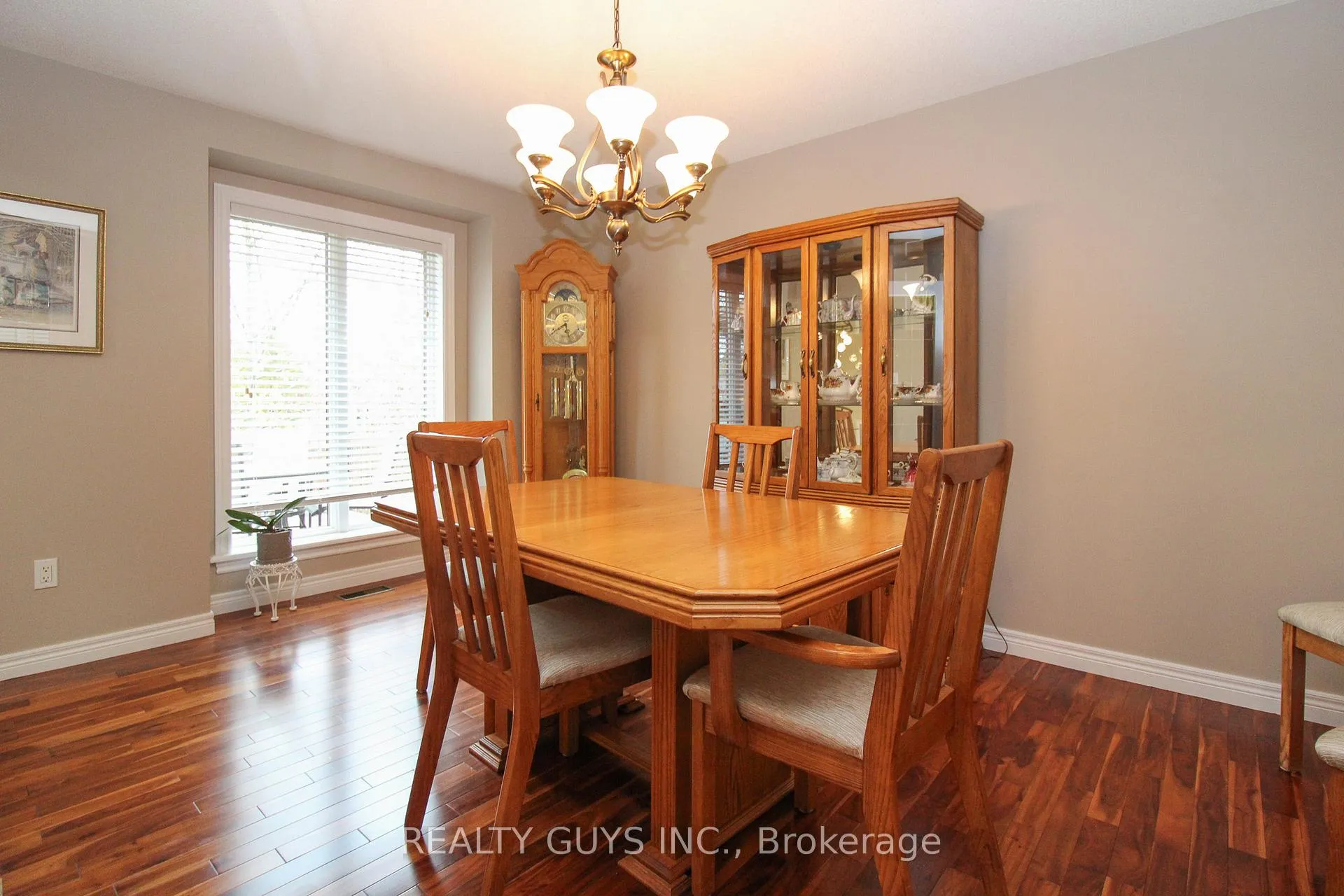 Photo 23 of 34 Olde Forest Lane, Kawartha Lakes, Bobcaygeon — HOMEH