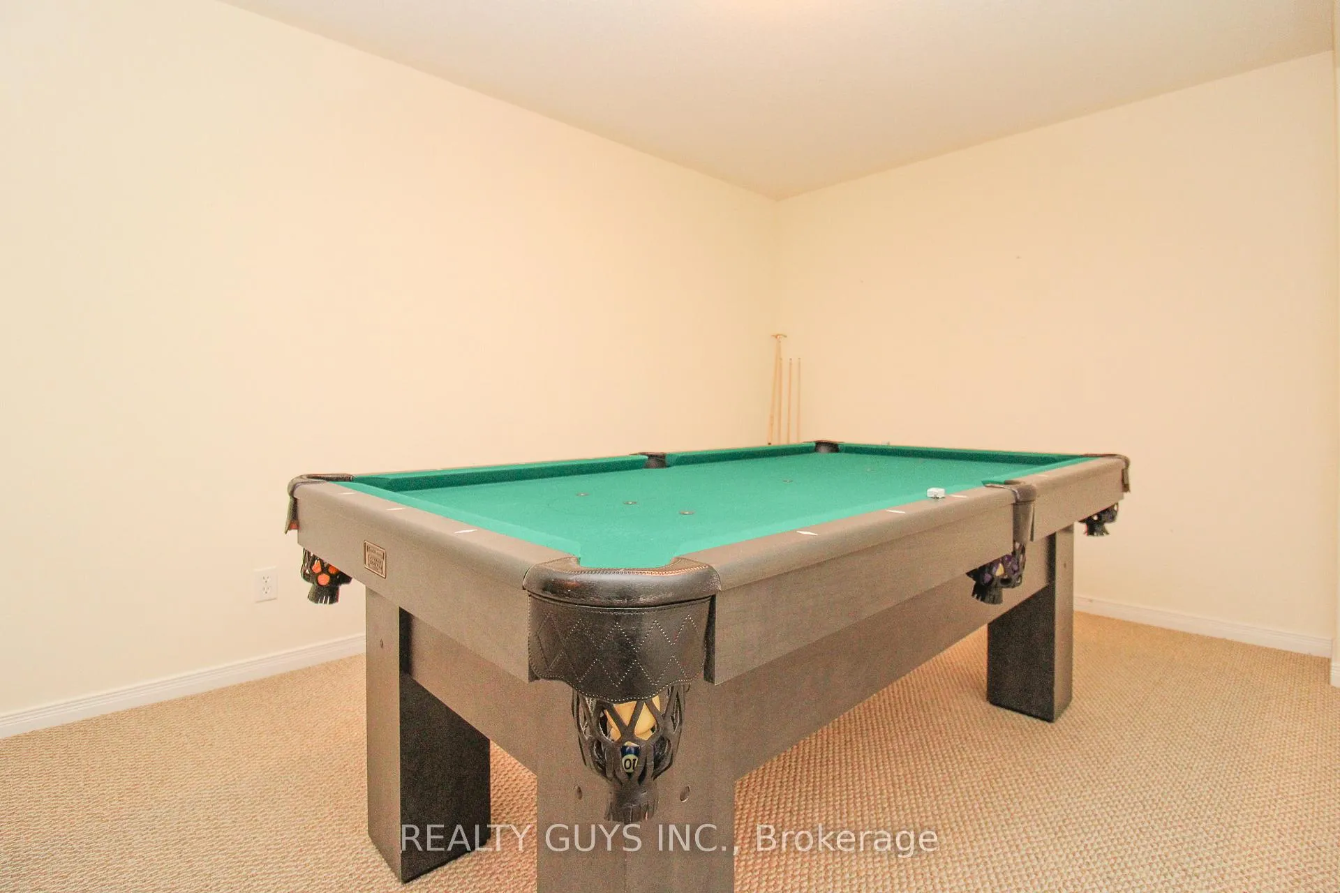 Photo 37 of Unit UNIT #6, 909 Wentworth Street, Peterborough, Otonabee Ward 1 — HOMEH
