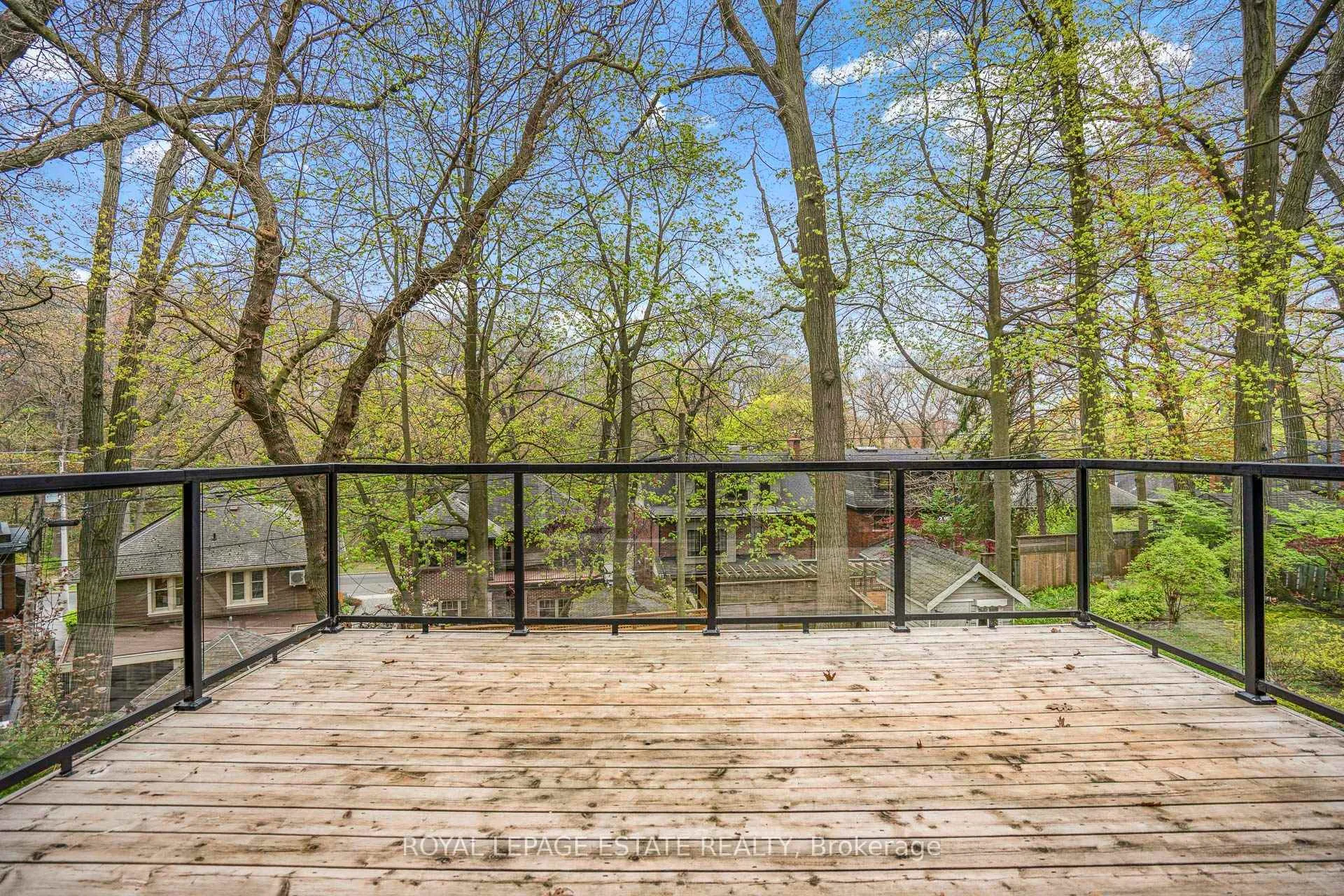 Photo 16 of 63 Beaufort Road, Toronto, The Beaches — HOMEH