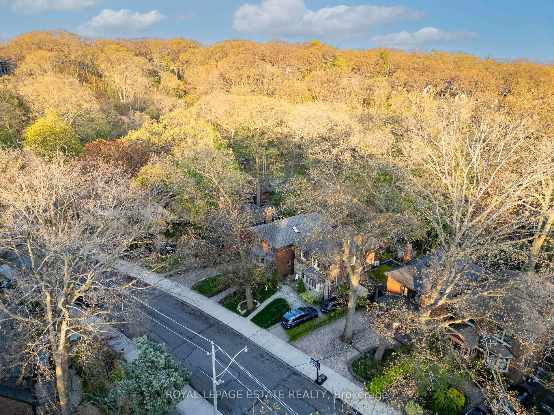 Photo 42 of 63 Beaufort Road, Toronto, The Beaches — HOMEH