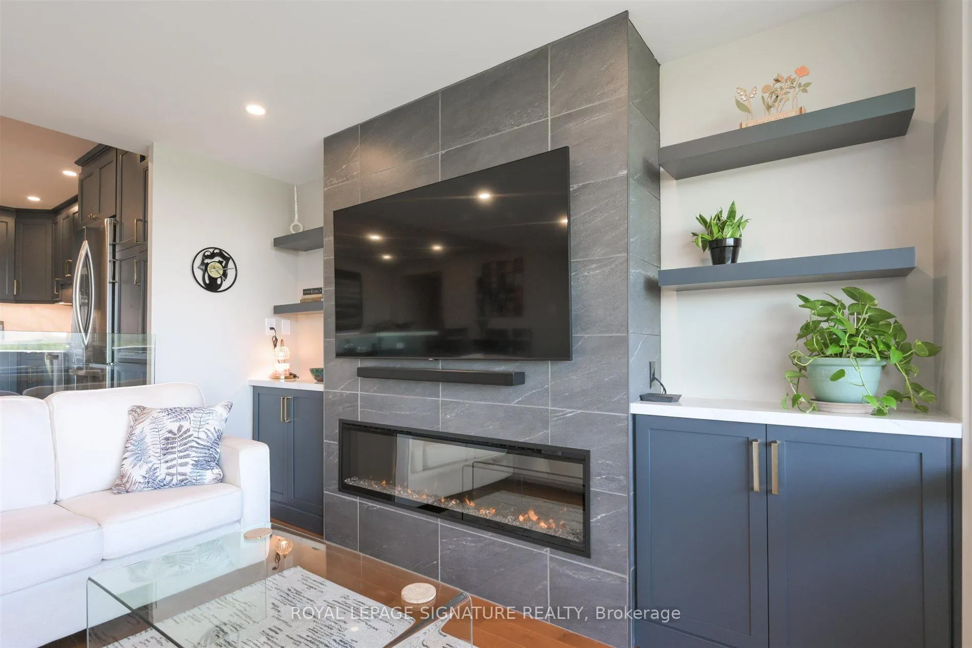 Photo 20 of Unit 912, 240 Scarlett Road, Toronto, Rockcliffe-Smythe — HOMEH