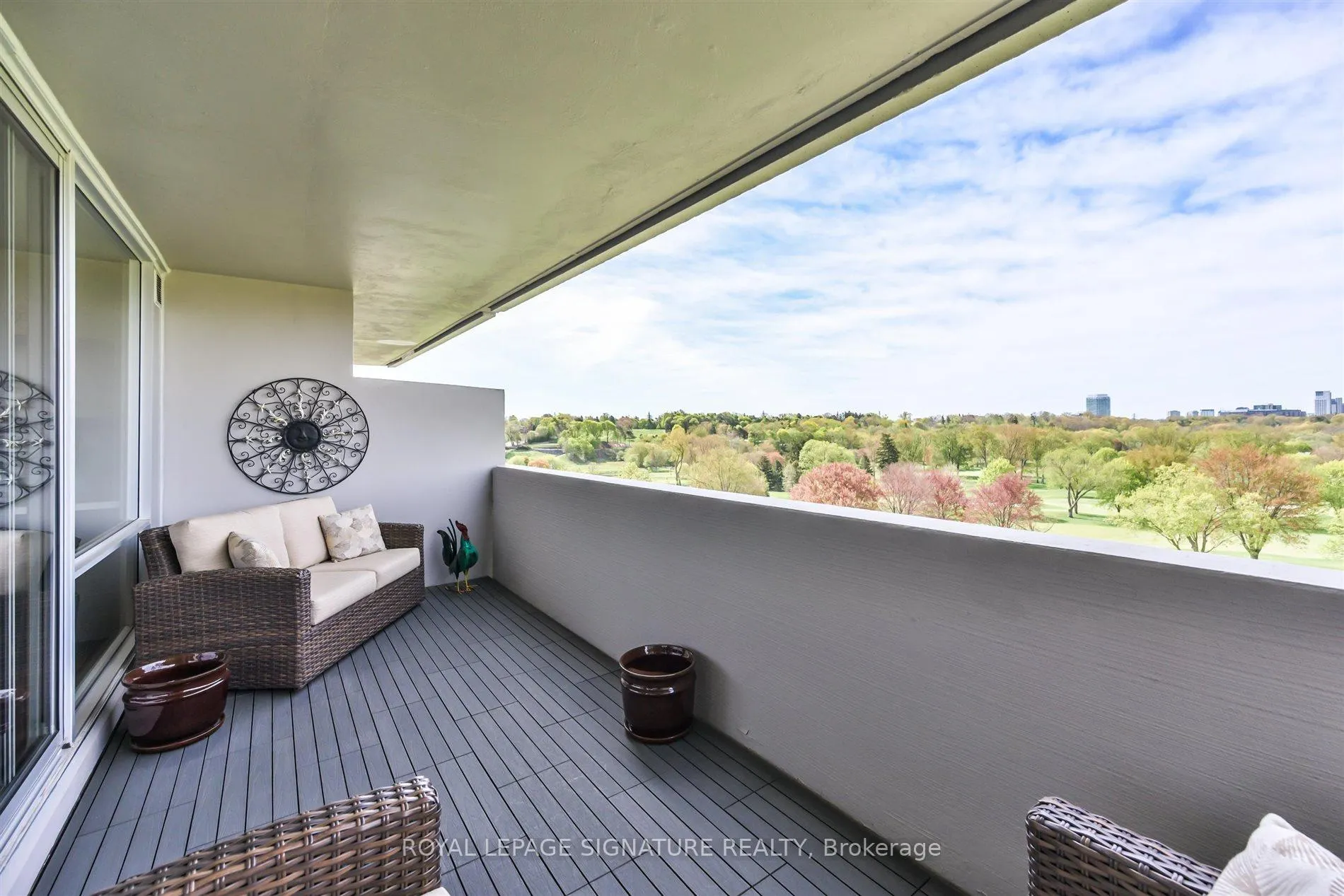 Photo 22 of Unit 912, 240 Scarlett Road, Toronto, Rockcliffe-Smythe — HOMEH