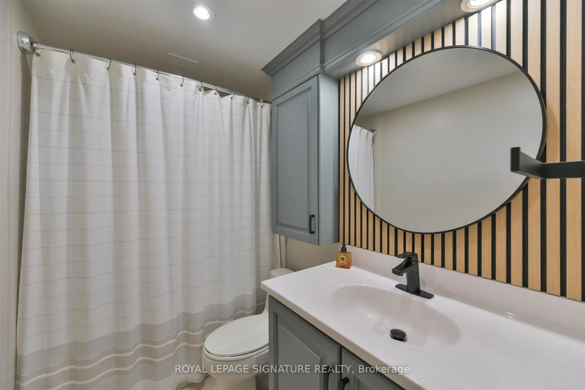 Photo 30 of Unit 912, 240 Scarlett Road, Toronto, Rockcliffe-Smythe — HOMEH