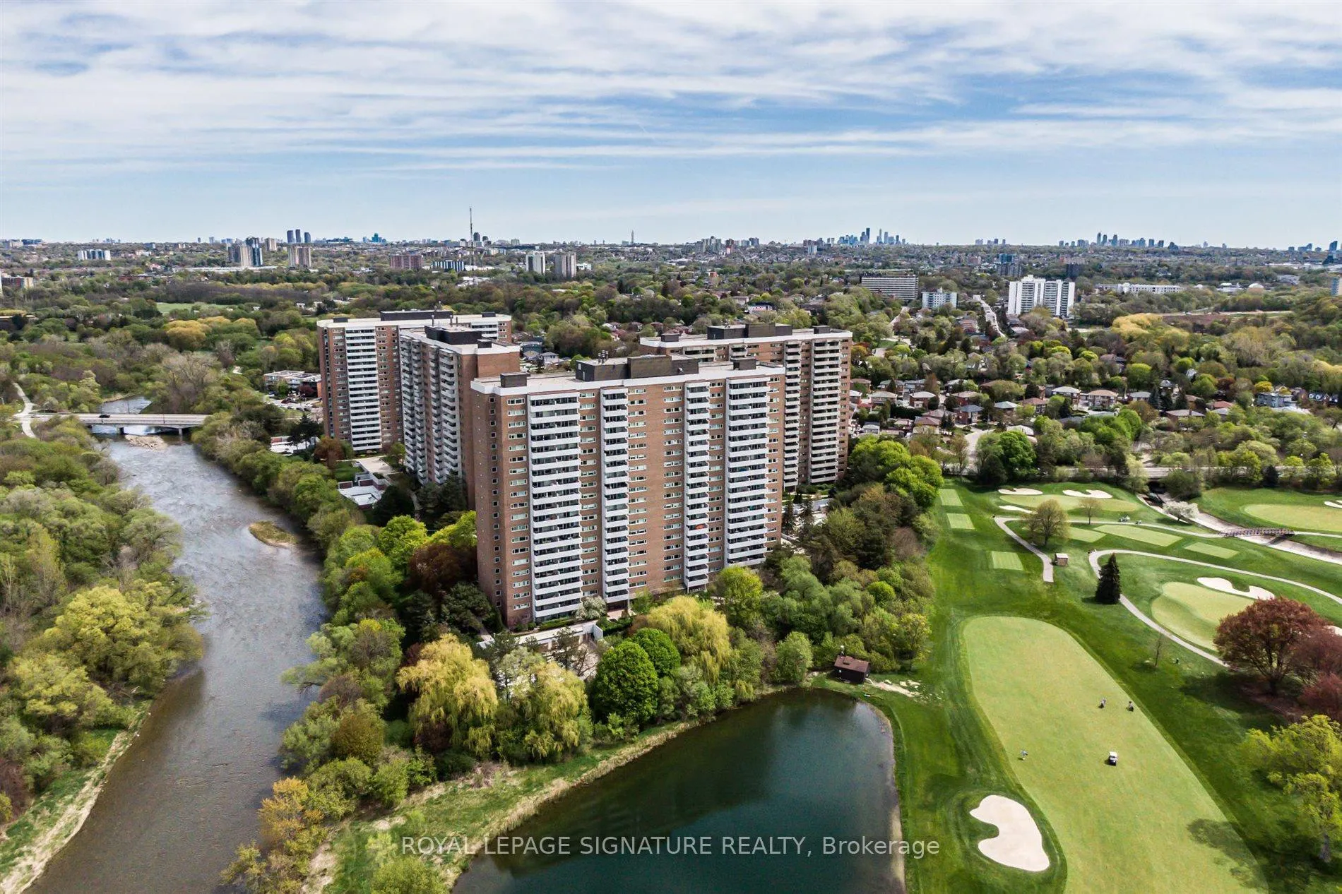 Photo 41 of Unit 912, 240 Scarlett Road, Toronto, Rockcliffe-Smythe — HOMEH