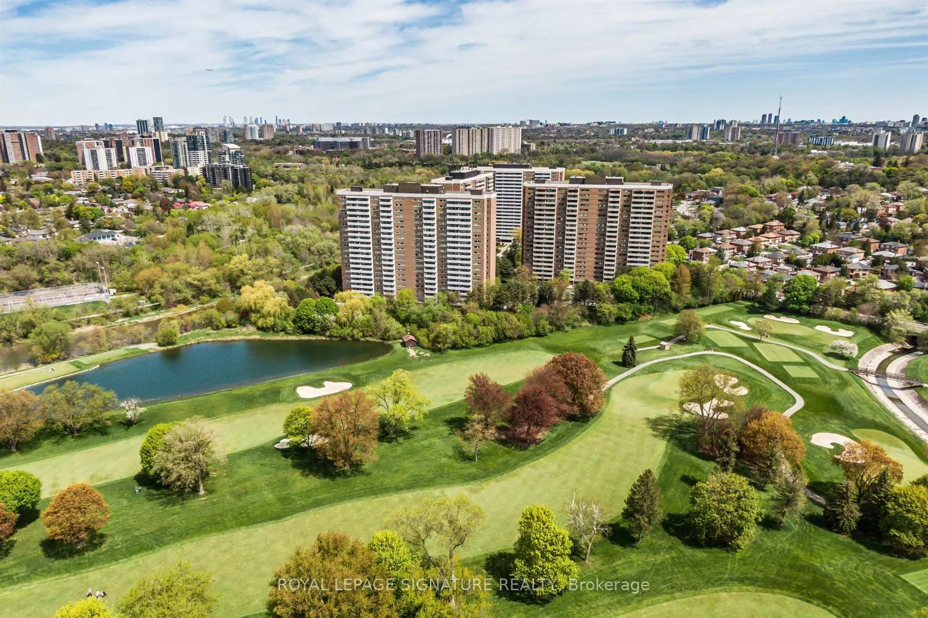 Photo 44 of Unit 912, 240 Scarlett Road, Toronto, Rockcliffe-Smythe — HOMEH