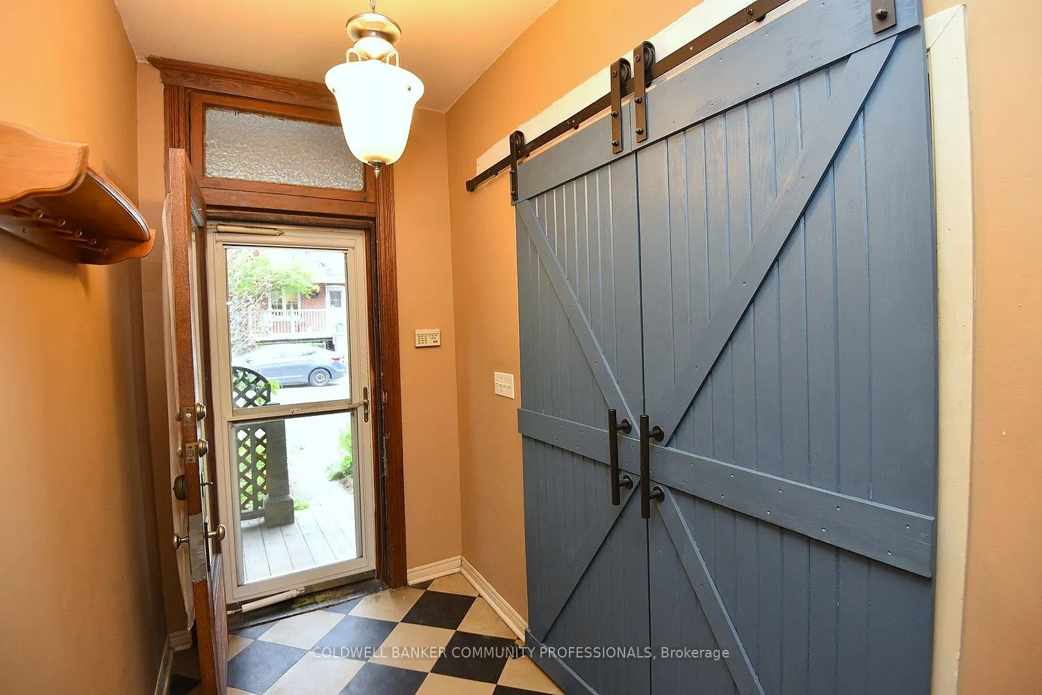 Photo 7 of 128 Hess Street S, Hamilton, Durand — HOMEH