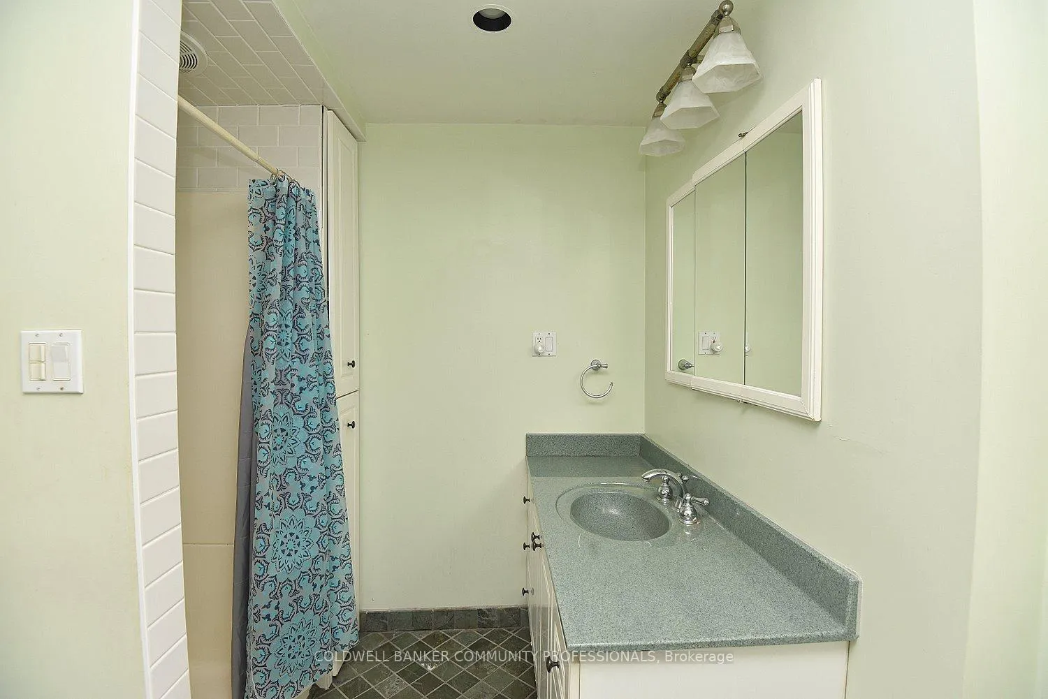 Photo 31 of 128 Hess Street S, Hamilton, Durand — HOMEH