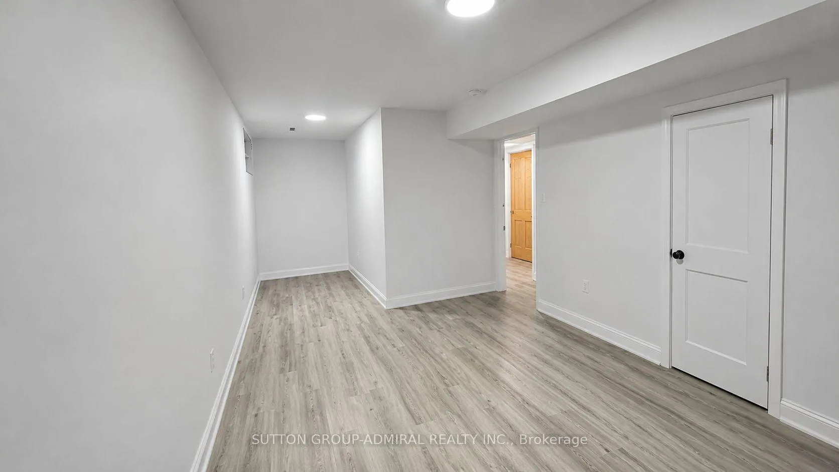 Photo 6 of Unit Lower, 12 Revelstoke Court, Barrie, Holly — HOMEH