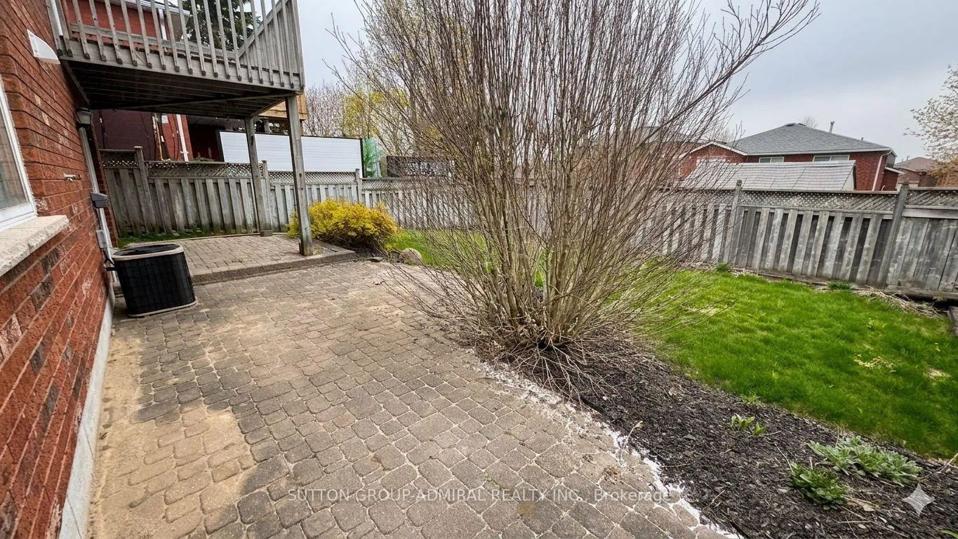 Photo 10 of Unit Lower, 12 Revelstoke Court, Barrie, Holly — HOMEH