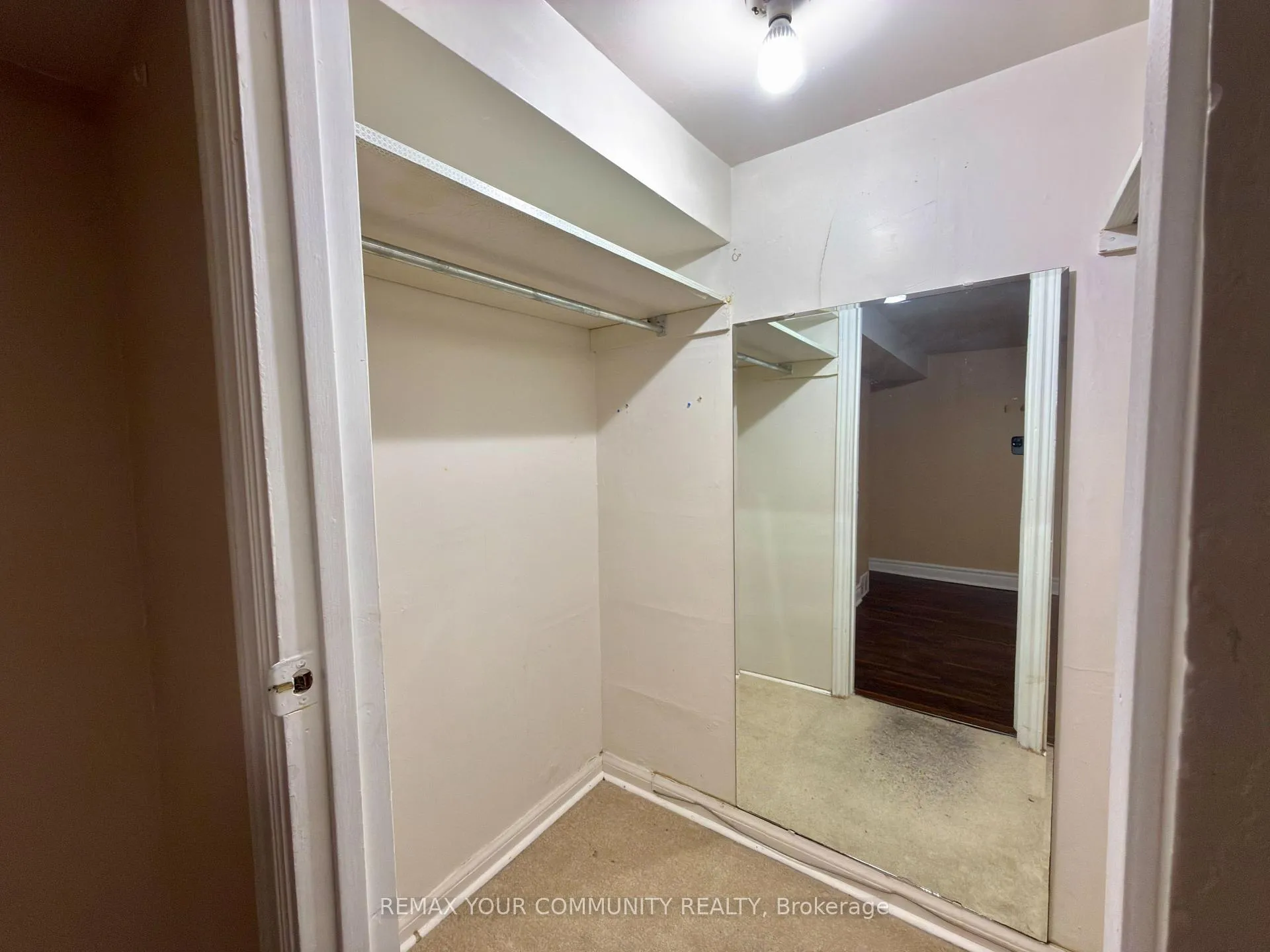Photo 7 of Unit Lower Unit 1, 86 Lesmount Avenue, Toronto, East York — HOMEH