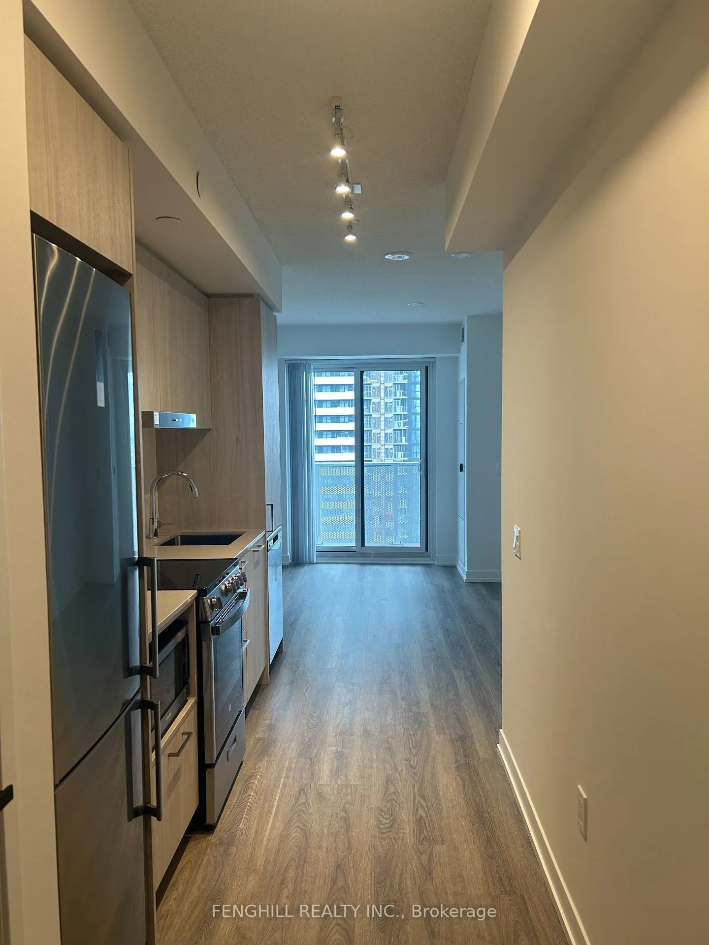 Photo 4 of Unit 2302, 195 Commerce Street, Vaughan, Vaughan Corporate Centre — HOMEH
