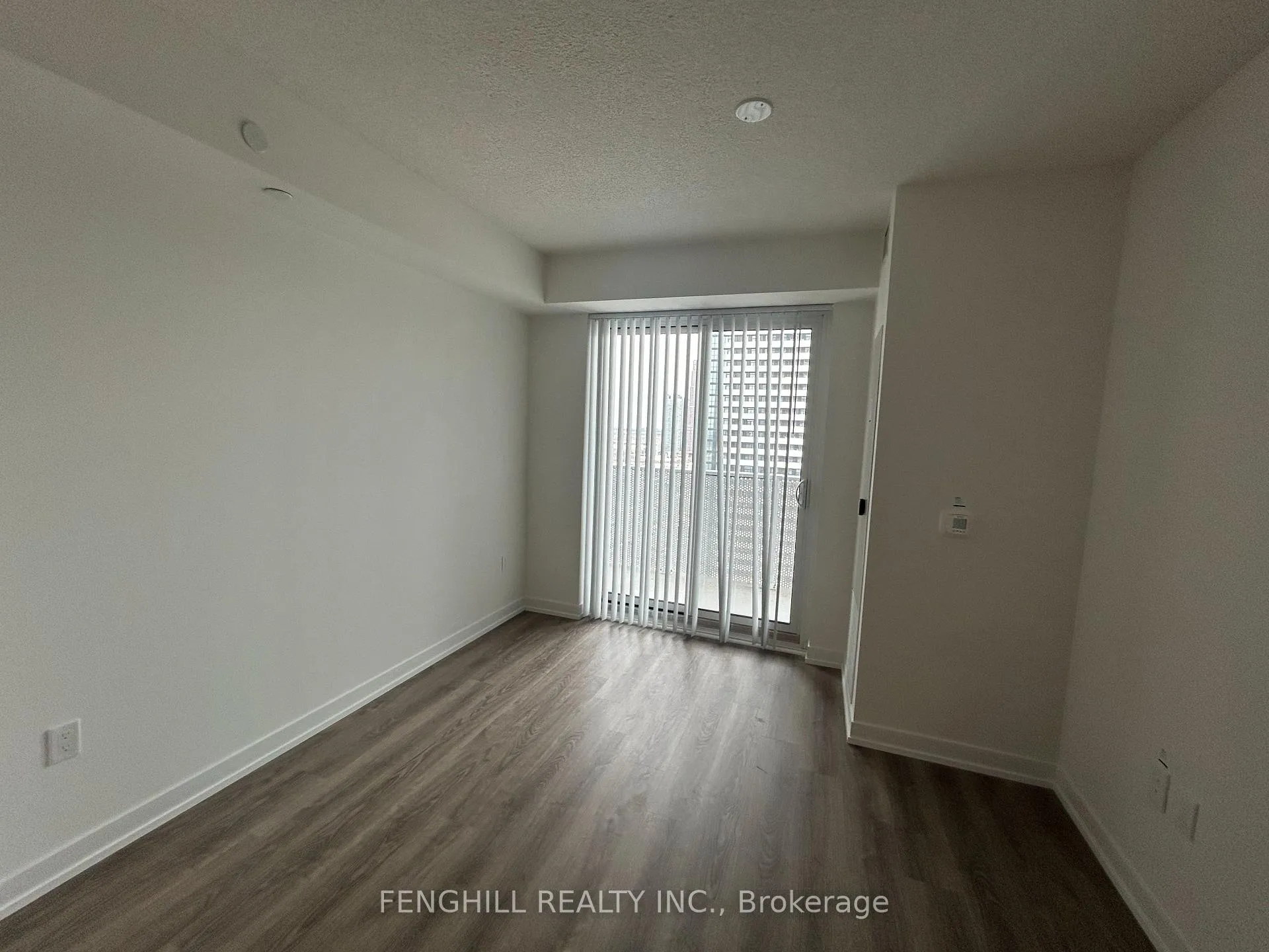 Photo 9 of Unit 2302, 195 Commerce Street, Vaughan, Vaughan Corporate Centre — HOMEH