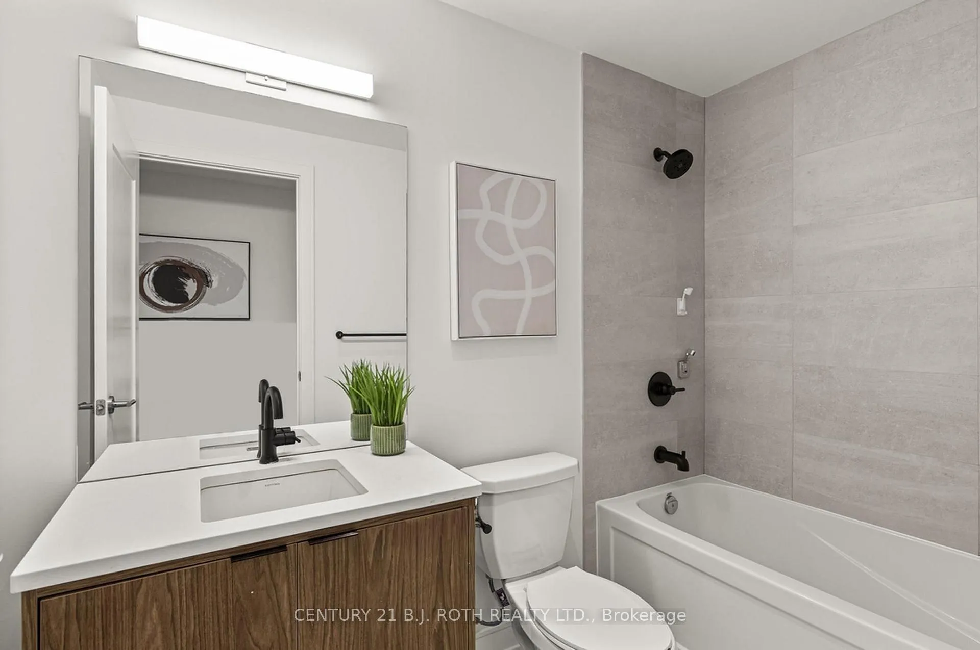 Photo 17 of Unit 715, 185 dunlop Street E, Barrie, Lakeshore — HOMEH