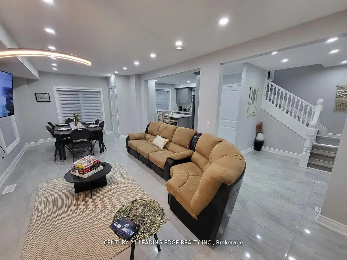 Photo 1 of 5595 Wesley Place, Niagara Falls, Downtown — HOMEH