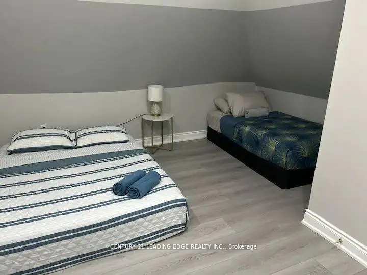 Photo 18 of 5595 Wesley Place, Niagara Falls, Downtown — HOMEH