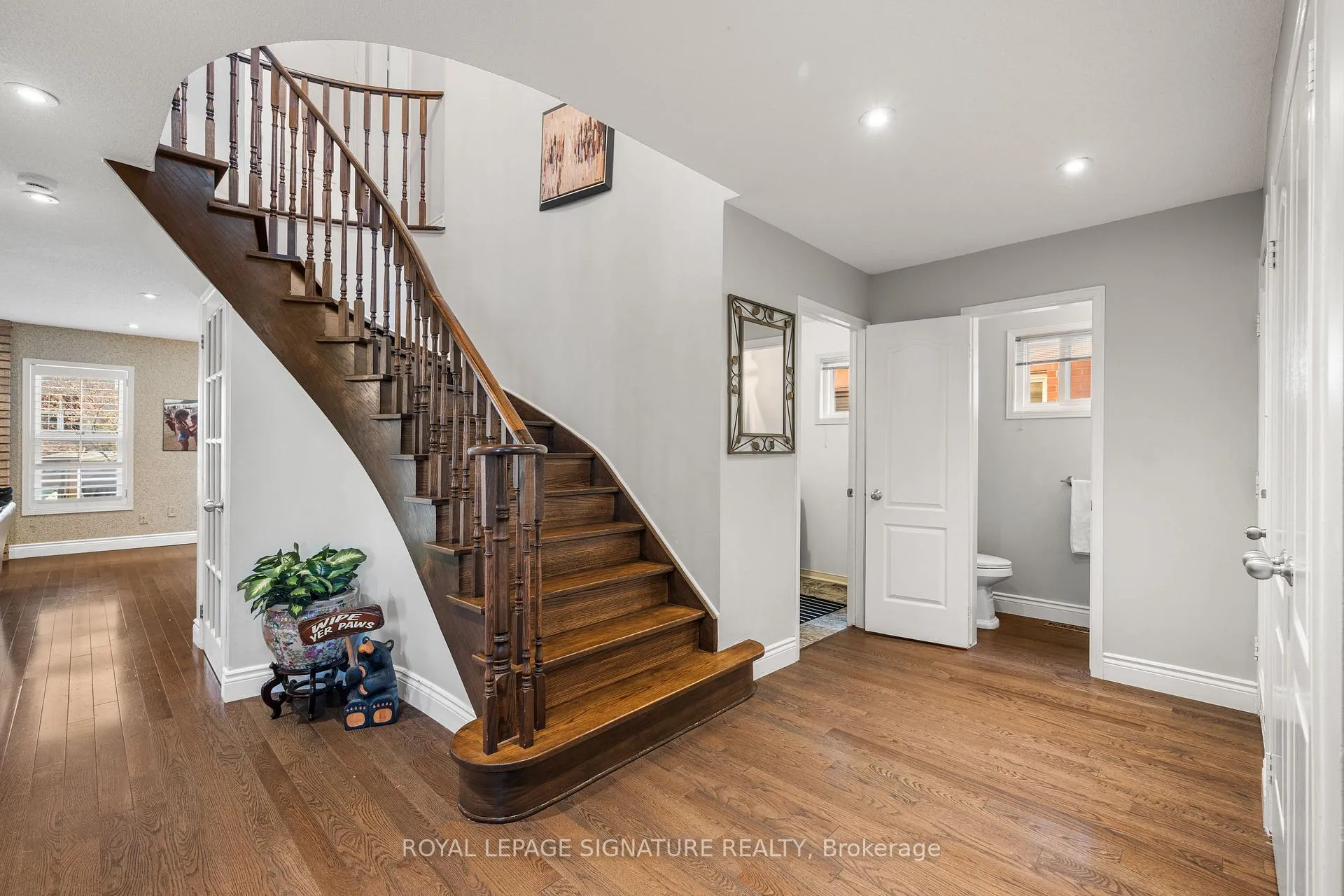 Photo 5 of 59 Edenbridge Drive, Vaughan, Beverley Glen — HOMEH