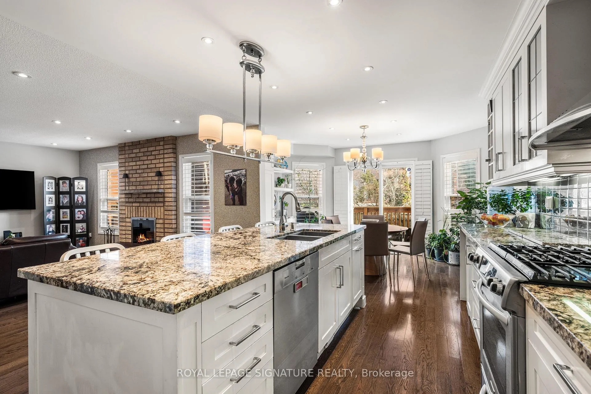 Photo 11 of 59 Edenbridge Drive, Vaughan, Beverley Glen — HOMEH