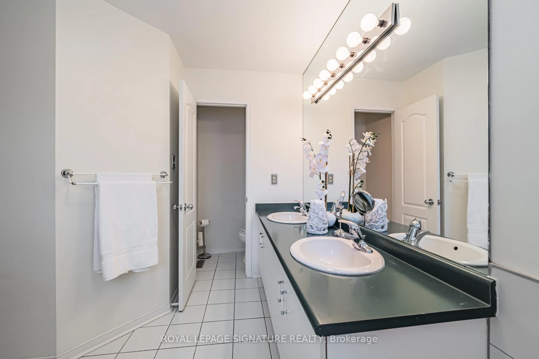 Photo 25 of 59 Edenbridge Drive, Vaughan, Beverley Glen — HOMEH