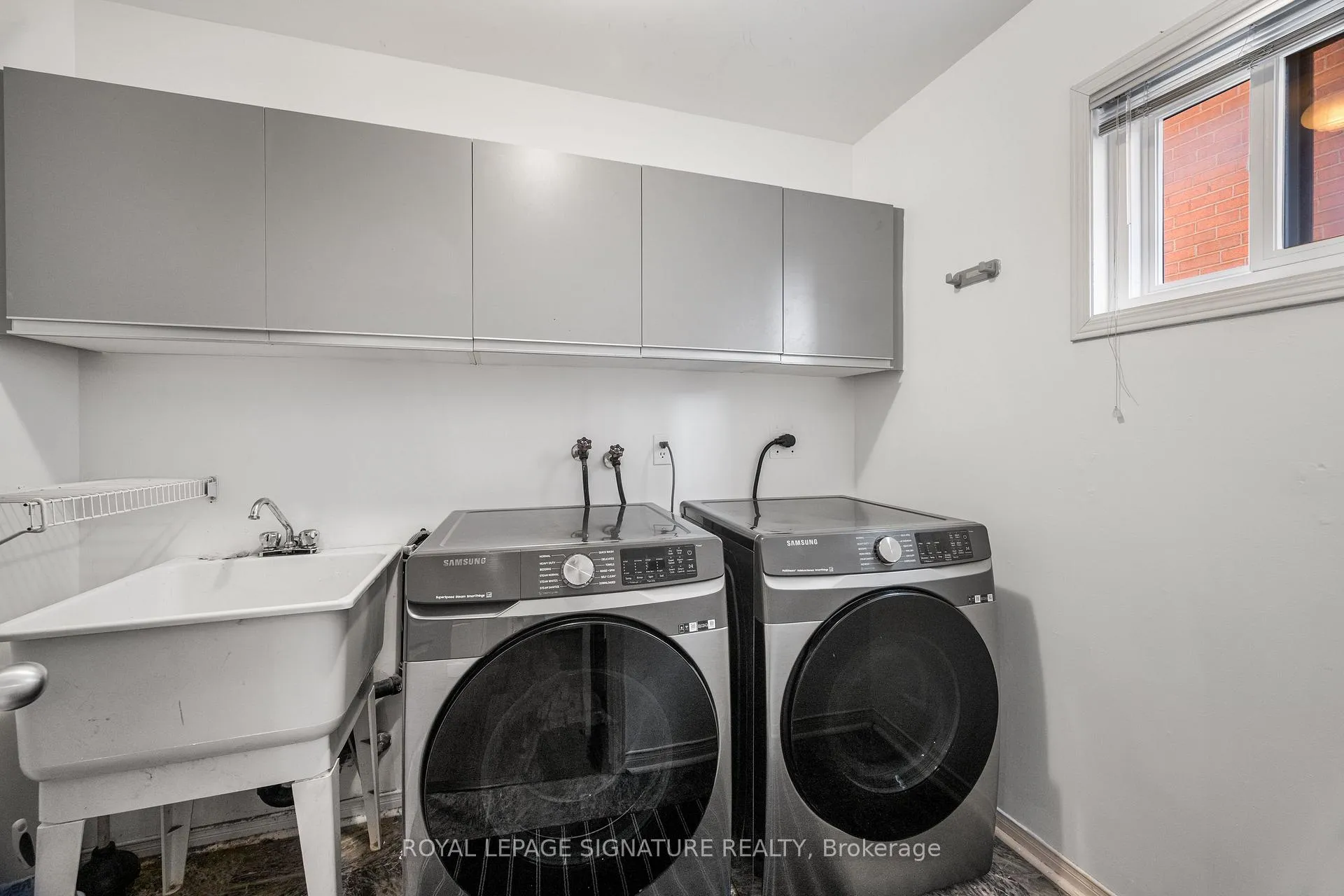 Photo 32 of 59 Edenbridge Drive, Vaughan, Beverley Glen — HOMEH
