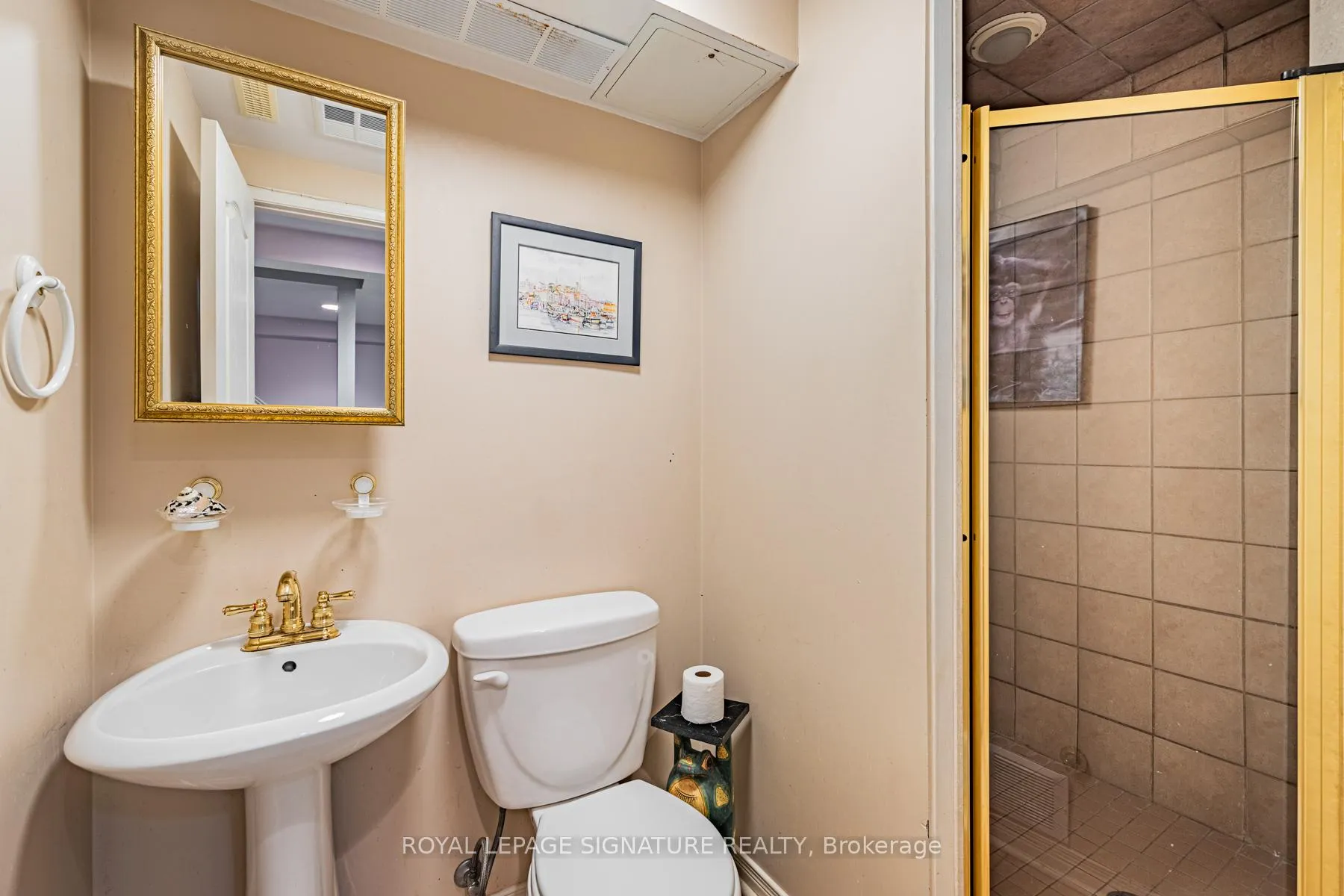 Photo 40 of 59 Edenbridge Drive, Vaughan, Beverley Glen — HOMEH