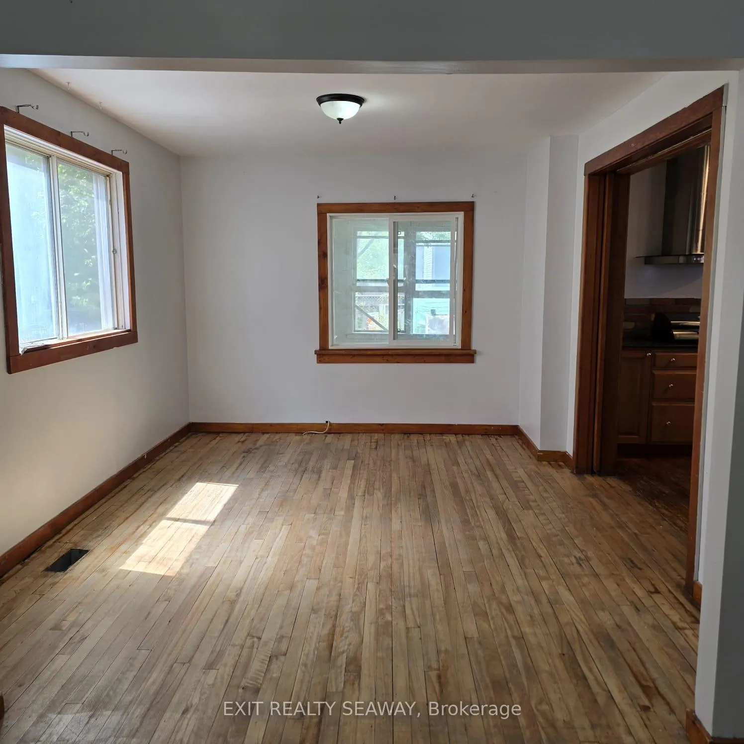 Photo 6 of 140 Belmont Street, Cornwall — HOMEH
