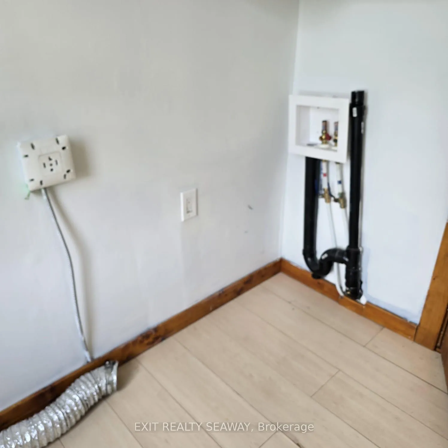 Photo 7 of 140 Belmont Street, Cornwall — HOMEH