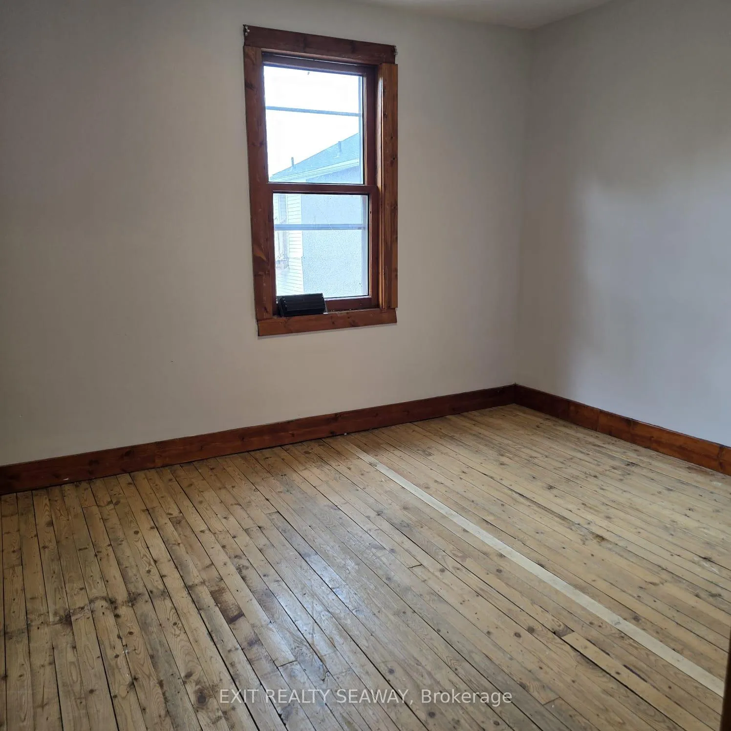 Photo 13 of 140 Belmont Street, Cornwall — HOMEH