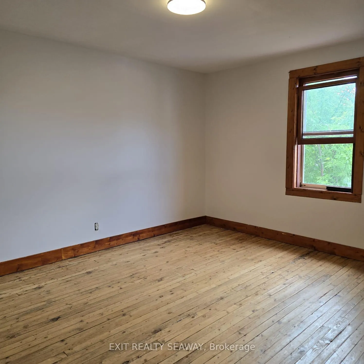 Photo 14 of 140 Belmont Street, Cornwall — HOMEH