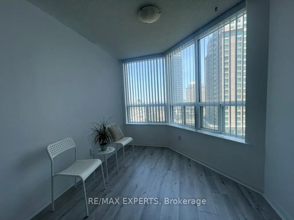 Photo 8 of Unit 819, 88 Corporate Drive, Scarborough, Woburn — HOMEH