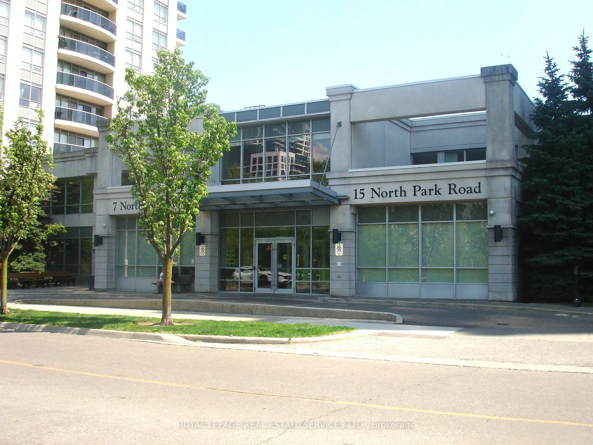 Photo 2 of Unit 311, 15 North Park Road, Vaughan, Beverley Glen — HOMEH