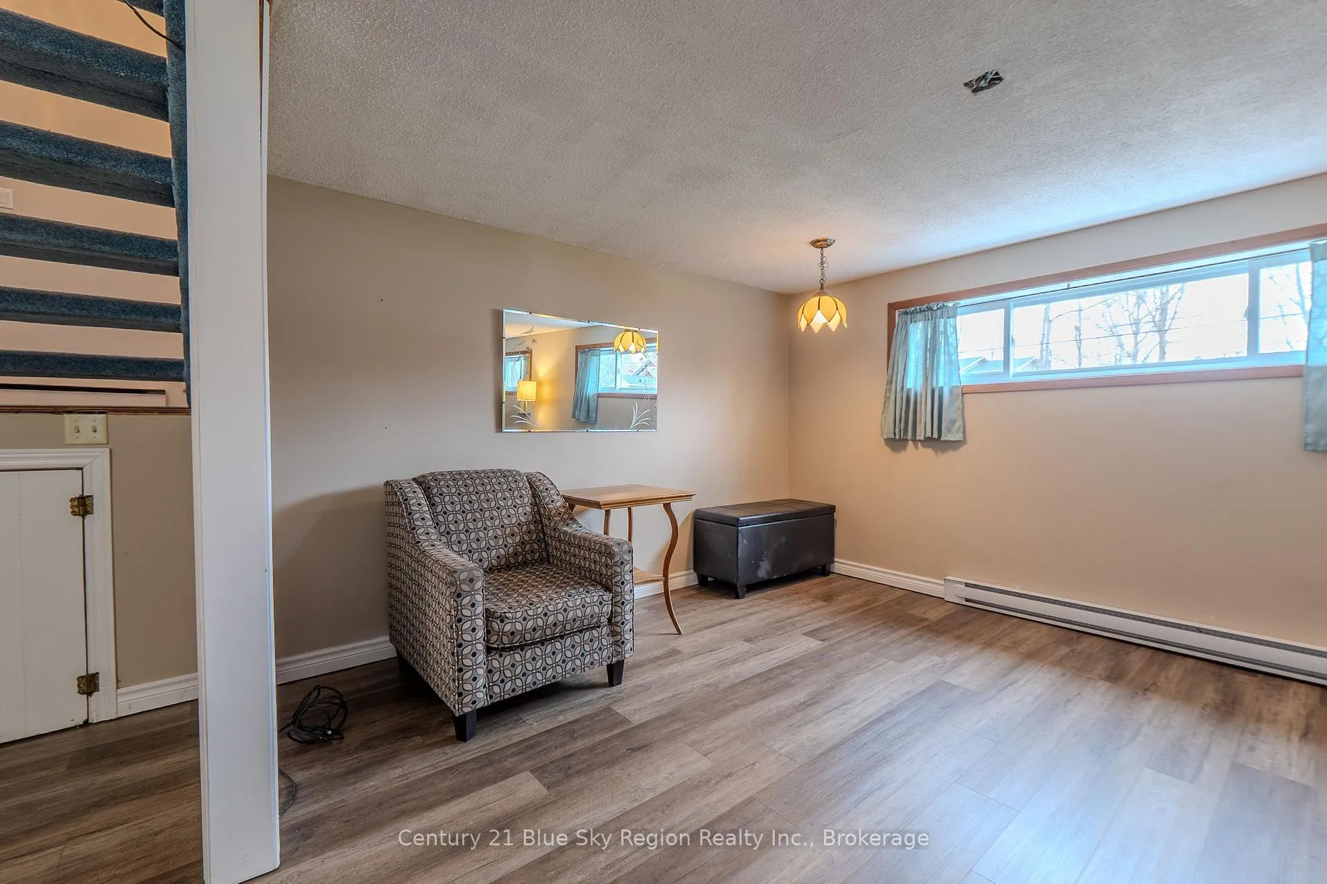 Photo 29 of 1064 Premier Road, North Bay, Ferris — HOMEH