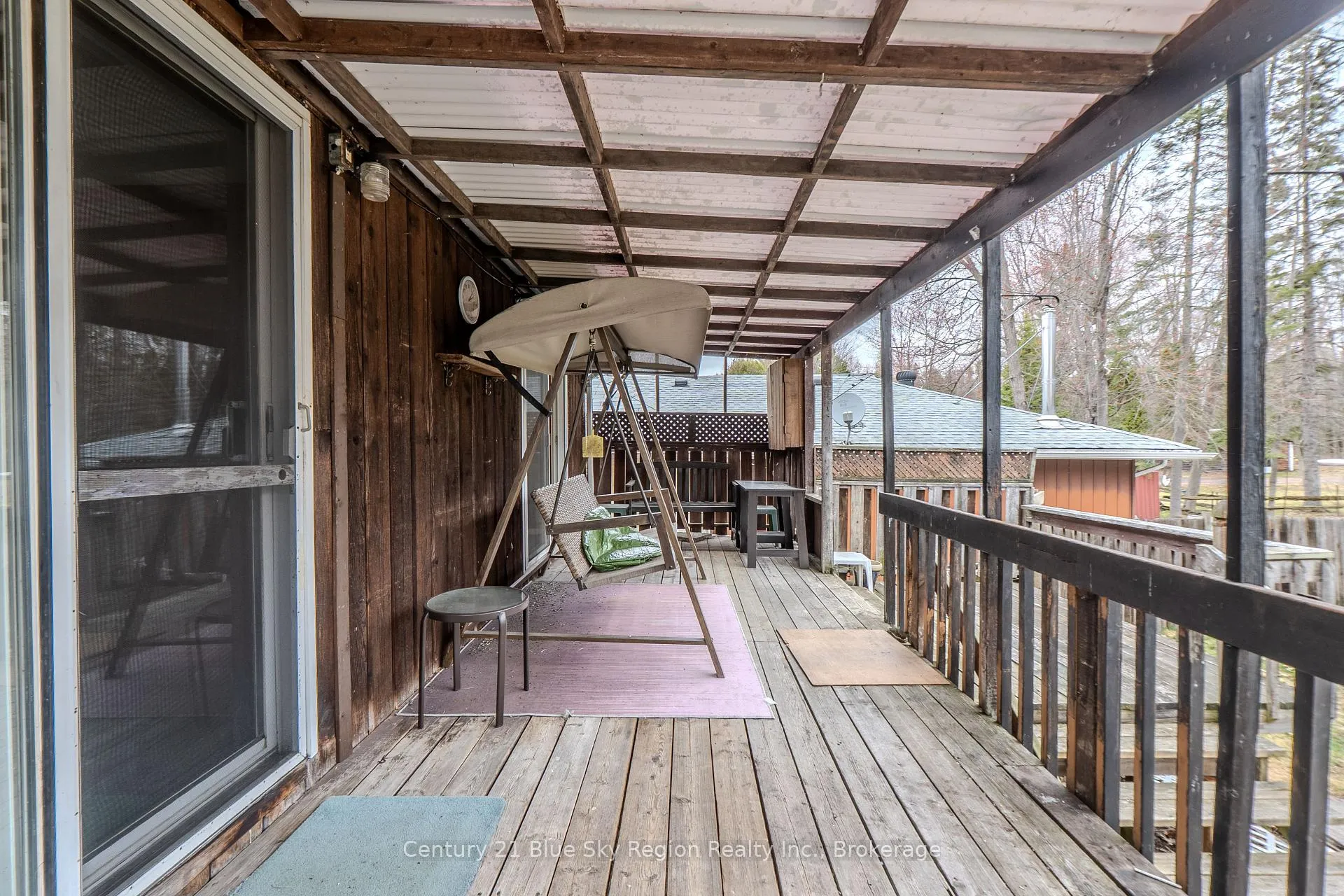 Photo 41 of 1064 Premier Road, North Bay, Ferris — HOMEH