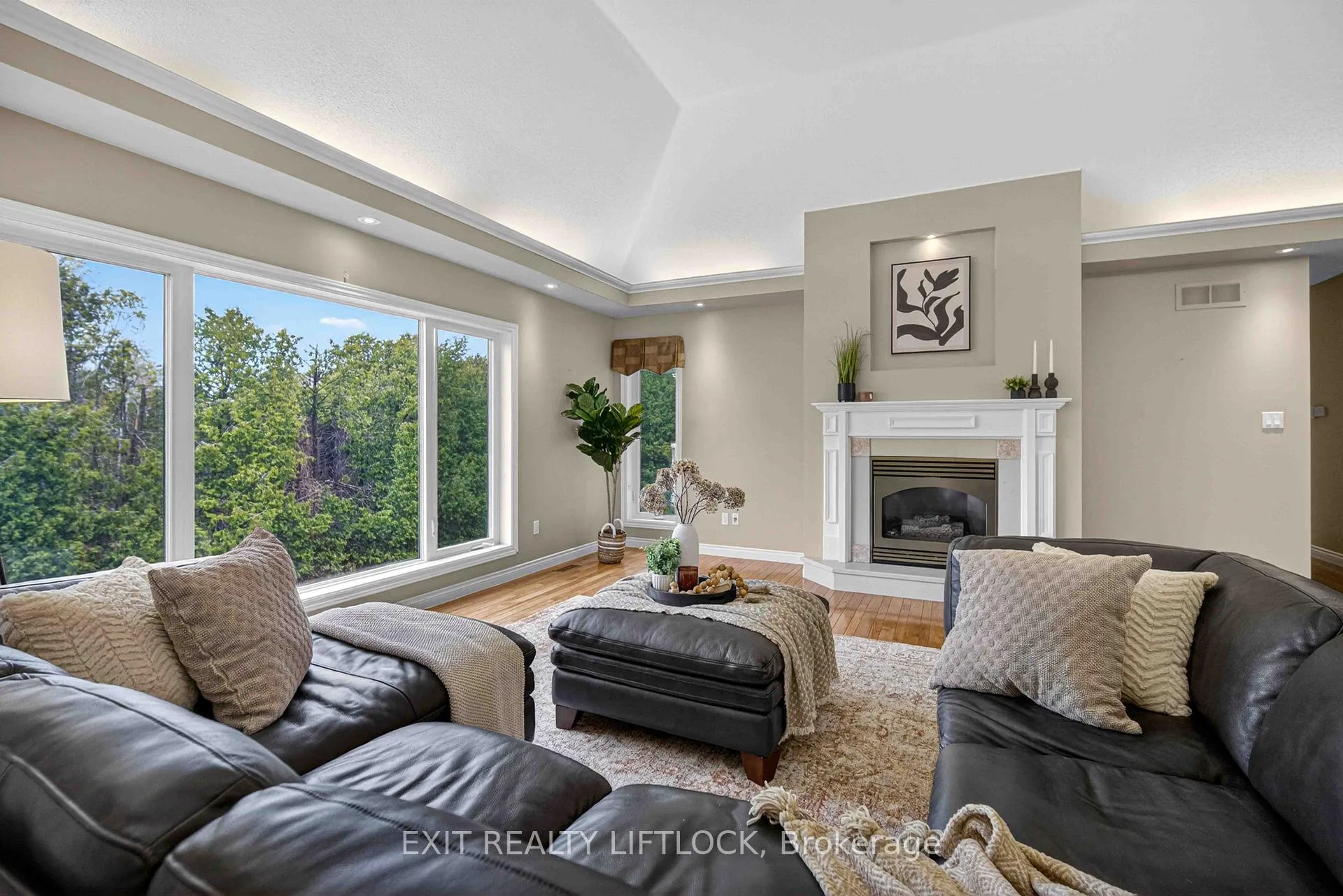 Photo 7 of 2045 Campbell Avenue, Cavan Monaghan, Cavan-Monaghan — HOMEH