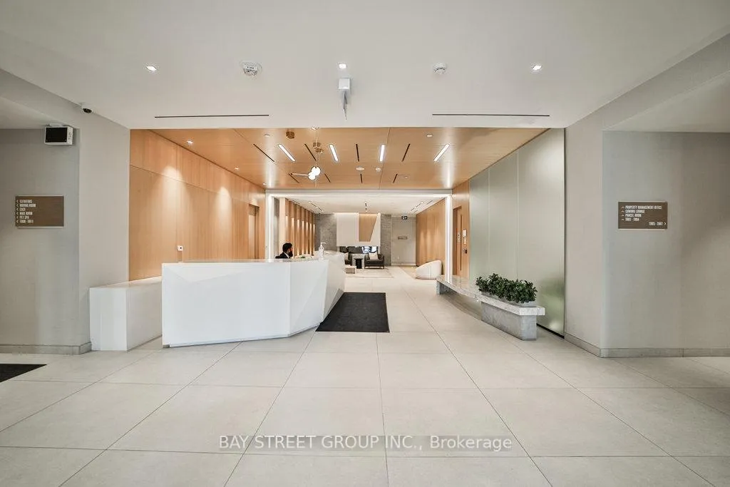 Photo 4 of Unit 1603, 5 Defries Street S, Toronto, Regent Park — HOMEH