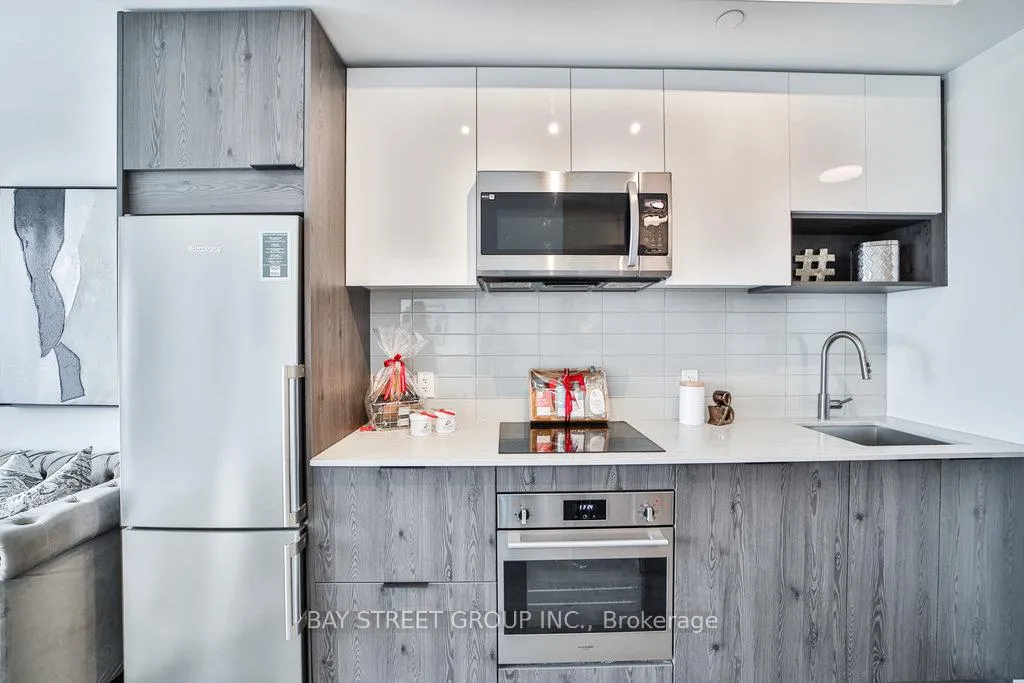 Photo 9 of Unit 1603, 5 Defries Street S, Toronto, Regent Park — HOMEH
