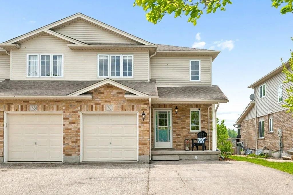 Photo 2 of 76 Stiefelmeyer Crescent, Wilmot — HOMEH