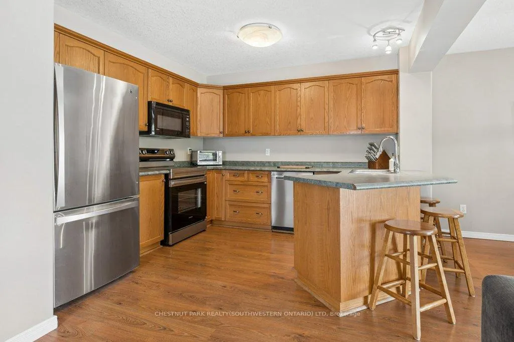 Photo 13 of 76 Stiefelmeyer Crescent, Wilmot — HOMEH