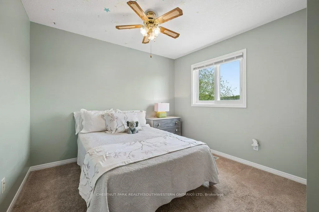 Photo 23 of 76 Stiefelmeyer Crescent, Wilmot — HOMEH