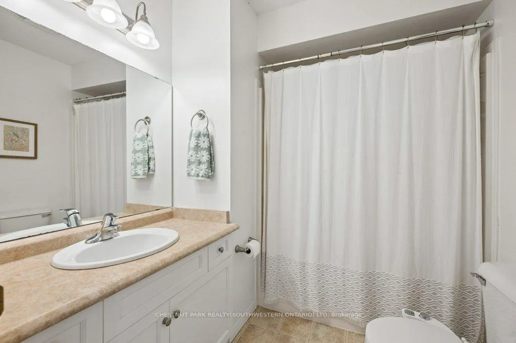 Photo 26 of 76 Stiefelmeyer Crescent, Wilmot — HOMEH