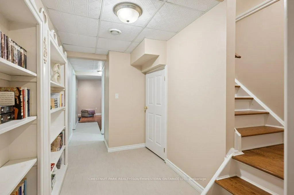 Photo 27 of 76 Stiefelmeyer Crescent, Wilmot — HOMEH