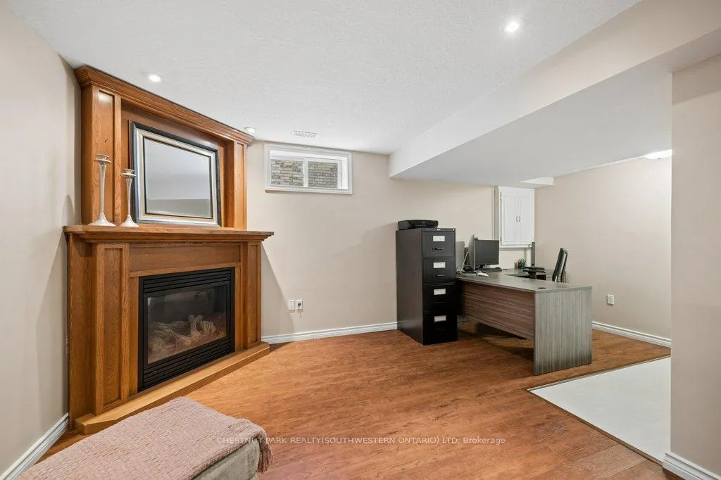 Photo 33 of 76 Stiefelmeyer Crescent, Wilmot — HOMEH