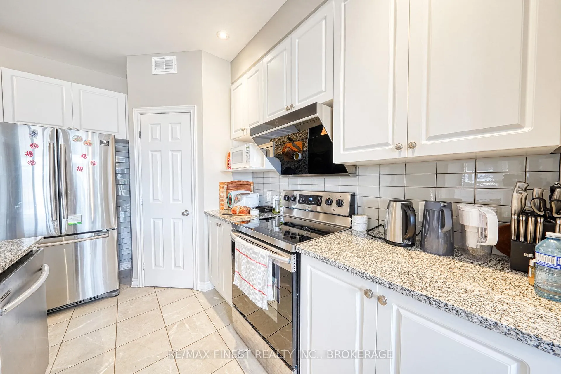 Photo 8 of 1123 Barrow Avenue, Kingston, East Gardiners Rd — HOMEH
