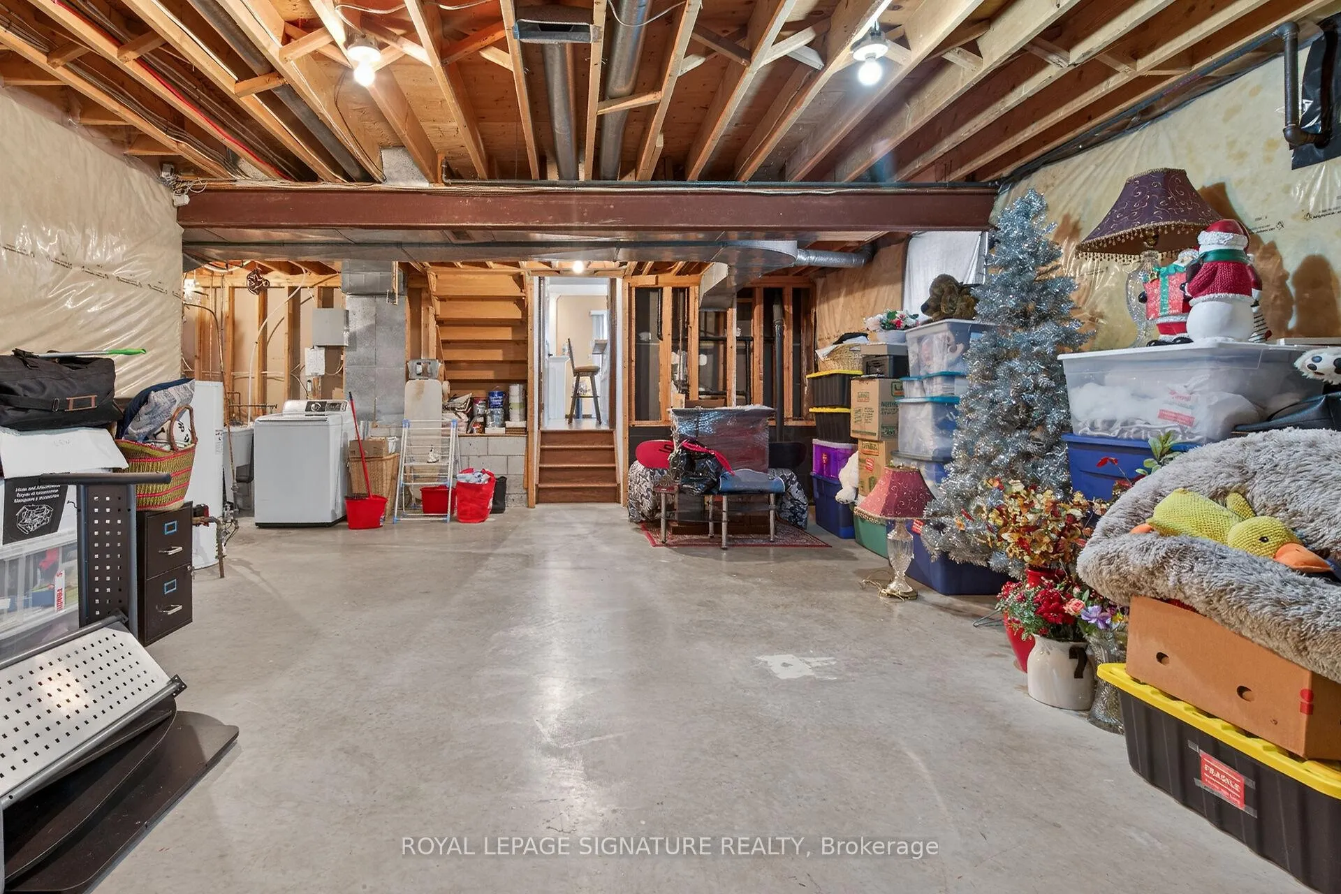 Photo 35 of 14 Presidio Drive, Hamilton, Eleanor — HOMEH