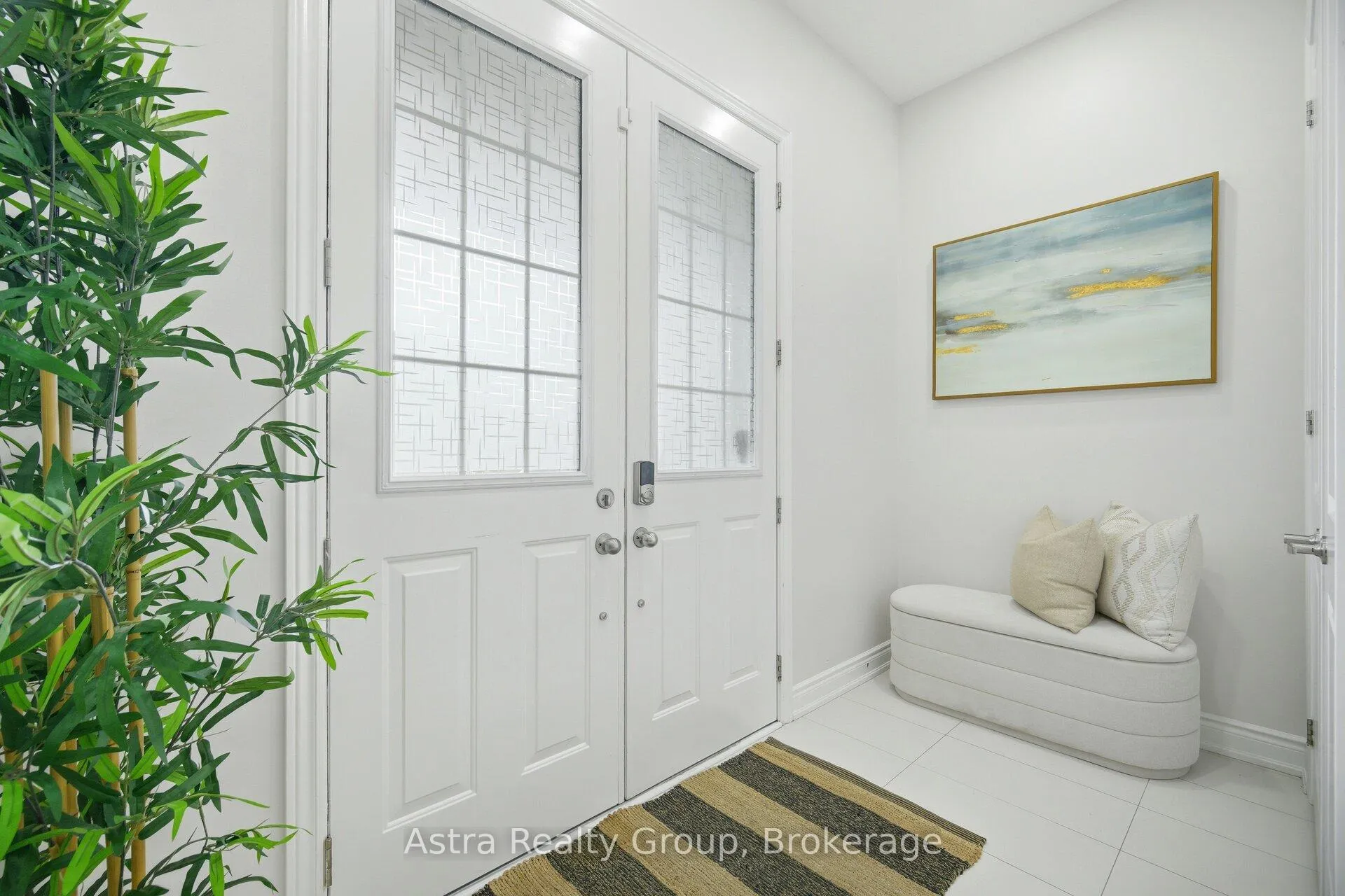 Photo 4 of 78 Gallant Place, Vaughan, Vellore Village — HOMEH