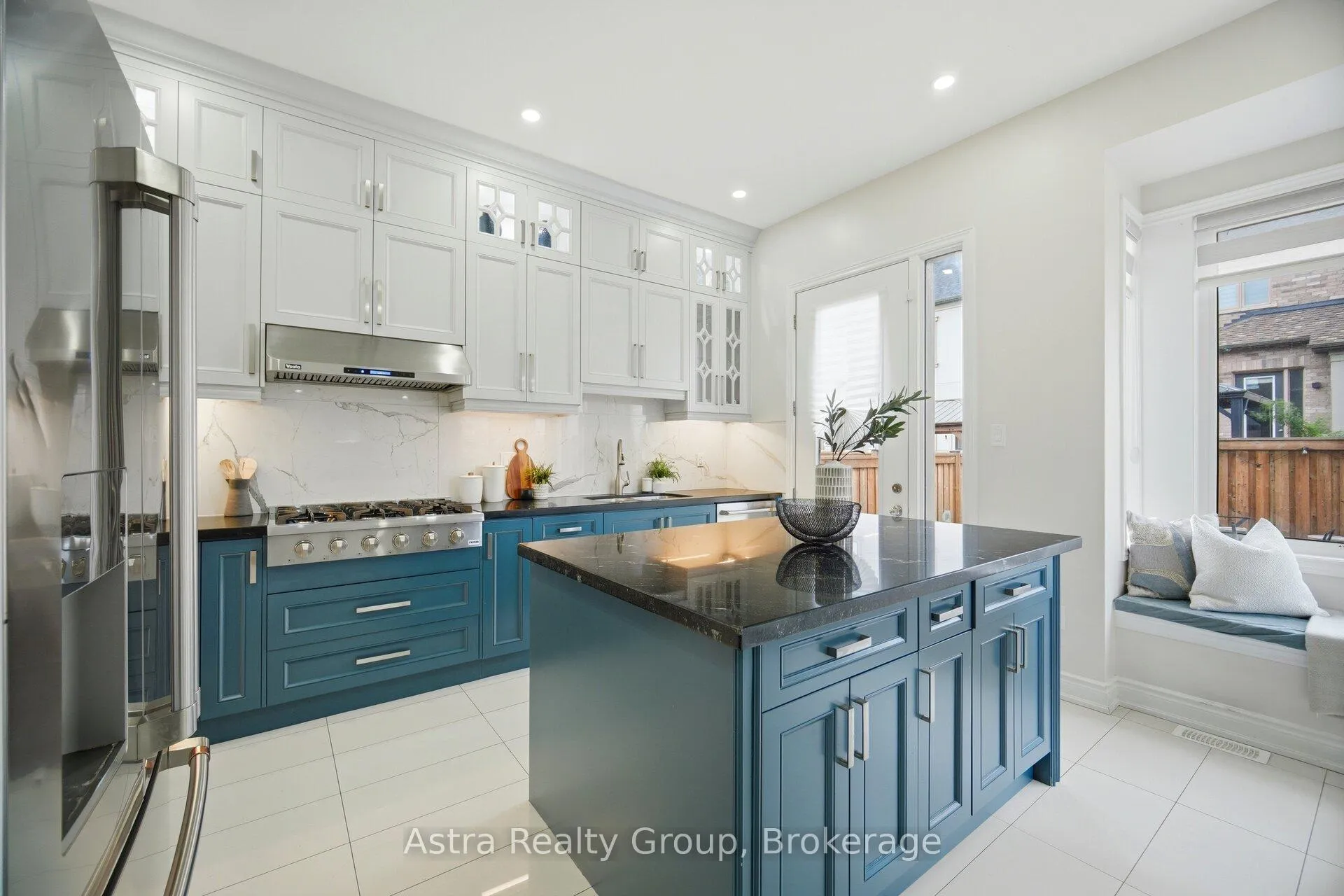 Photo 9 of 78 Gallant Place, Vaughan, Vellore Village — HOMEH