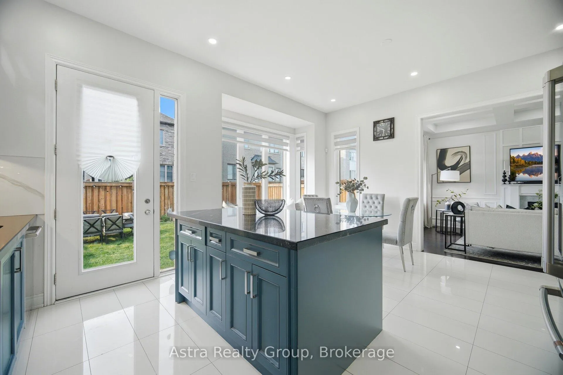 Photo 14 of 78 Gallant Place, Vaughan, Vellore Village — HOMEH