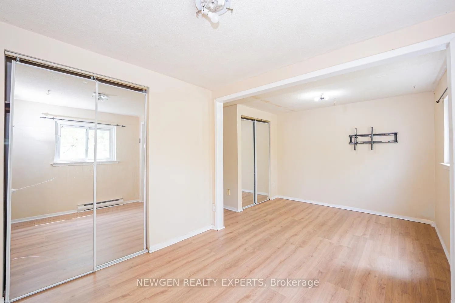 Photo 22 of 27 Briar Path, Brampton, Avondale — HOMEH