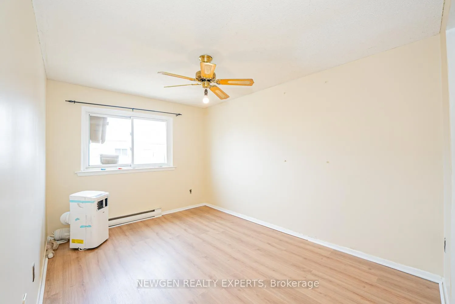 Photo 26 of 27 Briar Path, Brampton, Avondale — HOMEH